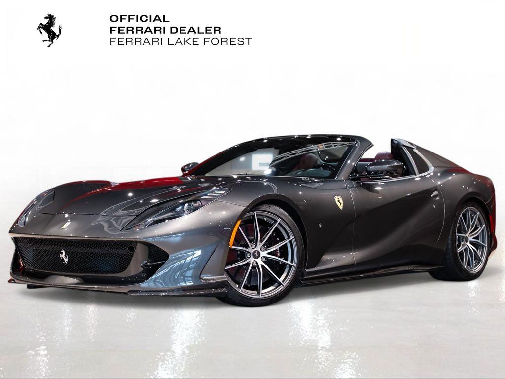 http://www.koenigseggchicago.com/galleria_images/163/163_main_l.jpg