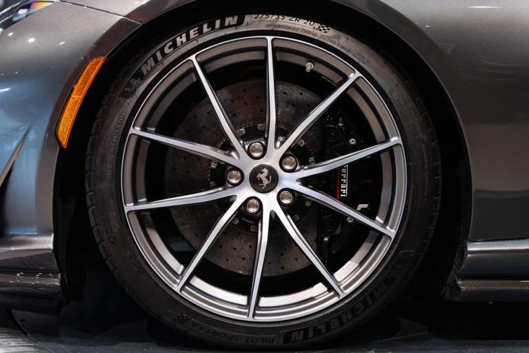 http://www.koenigseggchicago.com/galleria_images/163/163_p13_f.jpg