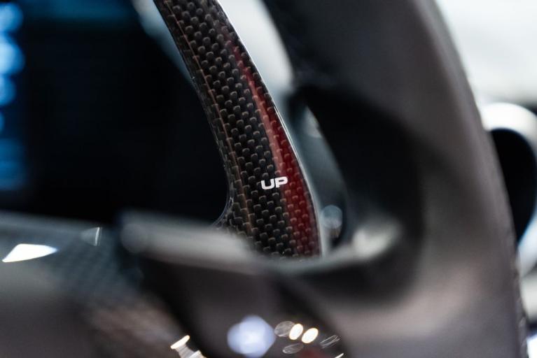 http://www.koenigseggchicago.com/galleria_images/163/163_p31_f.jpg