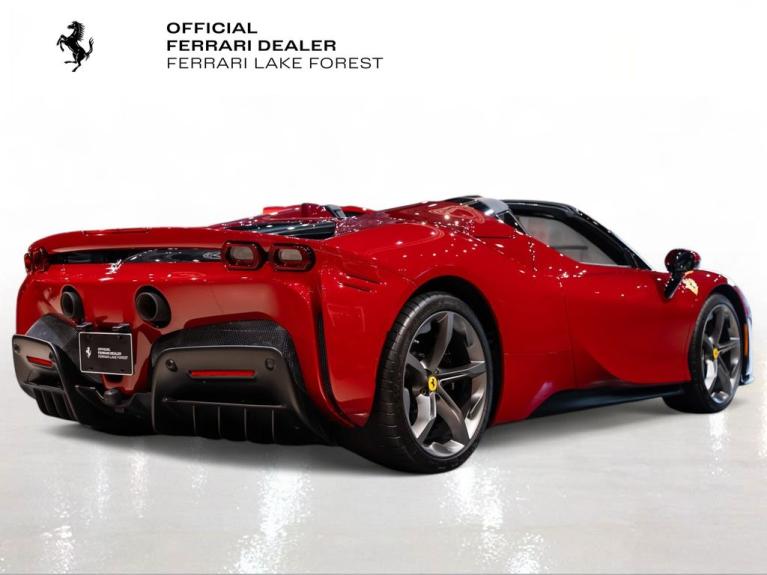 http://www.koenigseggchicago.com/galleria_images/164/164_p10_f.jpg