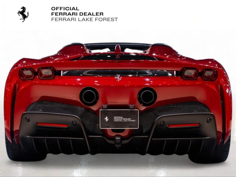 http://www.koenigseggchicago.com/galleria_images/164/164_p11_f.jpg