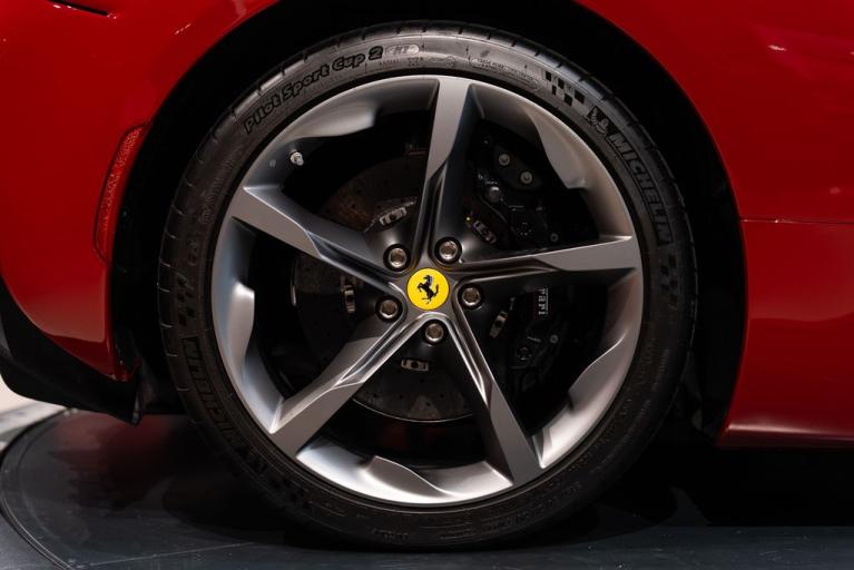 http://www.koenigseggchicago.com/galleria_images/164/164_p15_f.jpg