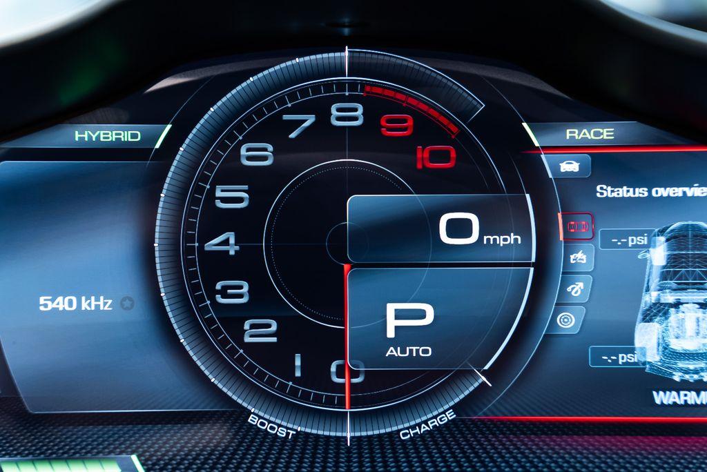http://www.koenigseggchicago.com/galleria_images/164/164_p30_l.jpg