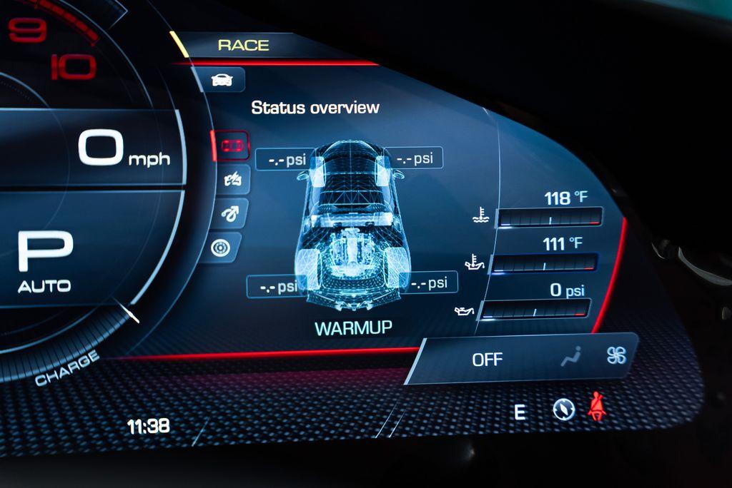 http://www.koenigseggchicago.com/galleria_images/164/164_p32_l.jpg