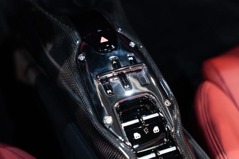 http://www.koenigseggchicago.com/galleria_images/164/164_p37_f.jpg