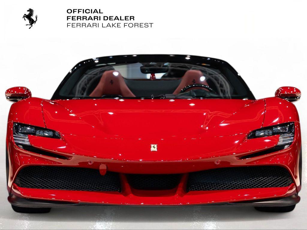 http://www.koenigseggchicago.com/galleria_images/164/164_p7_l.jpg
