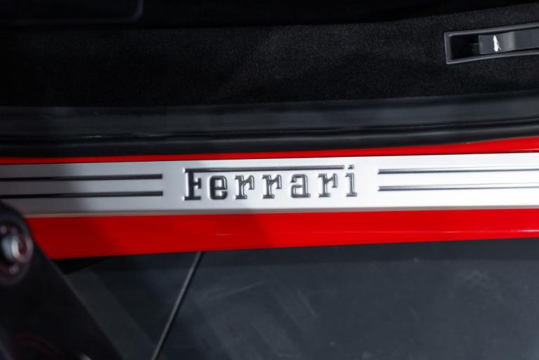 http://www.koenigseggchicago.com/galleria_images/166/166_p25_f.jpg