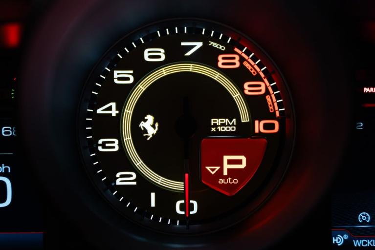 http://www.koenigseggchicago.com/galleria_images/166/166_p29_f.jpg