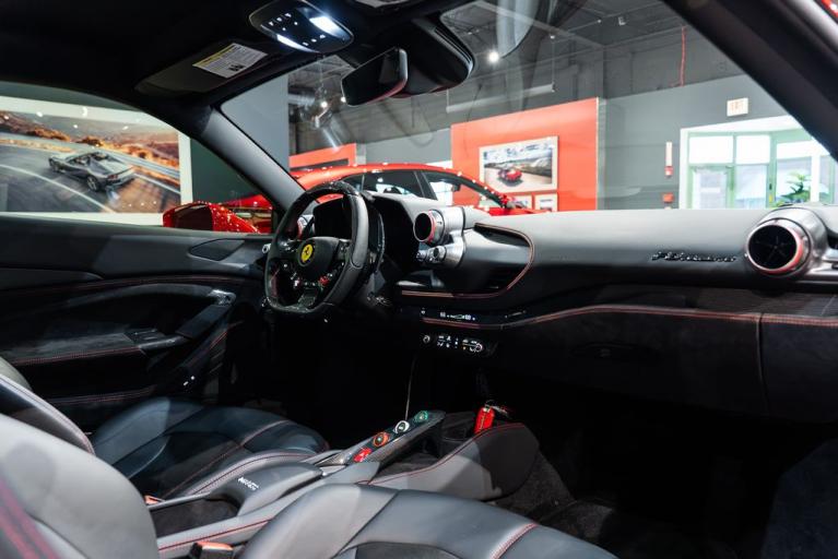 http://www.koenigseggchicago.com/galleria_images/166/166_p45_f.jpg