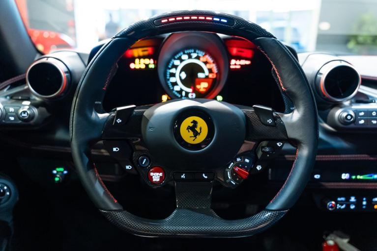 http://www.koenigseggchicago.com/galleria_images/166/166_p5_f.jpg