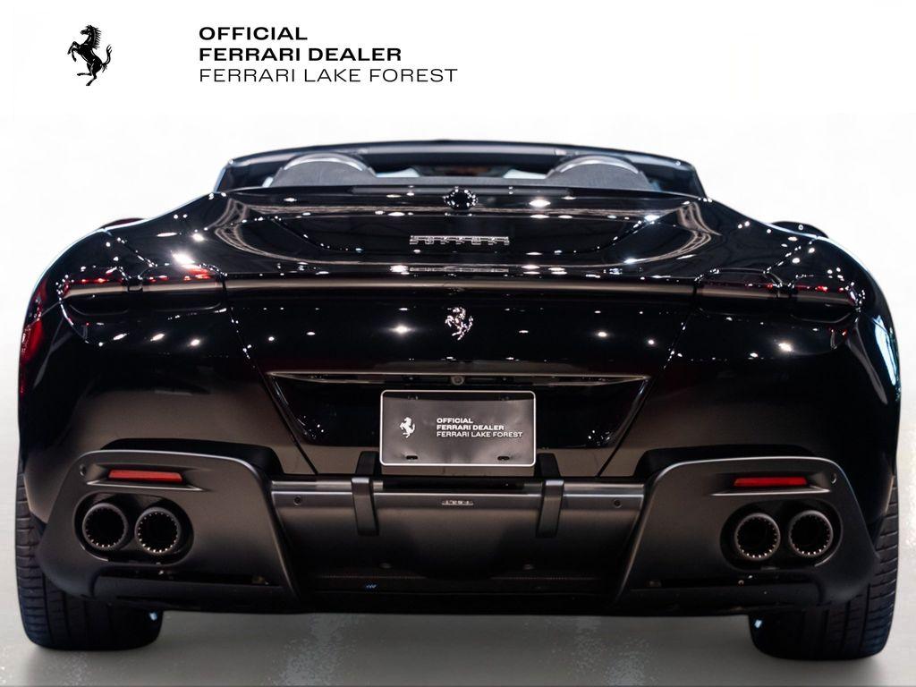 http://www.koenigseggchicago.com/galleria_images/167/167_p11_l.jpg