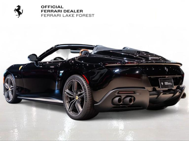 http://www.koenigseggchicago.com/galleria_images/167/167_p2_f.jpg