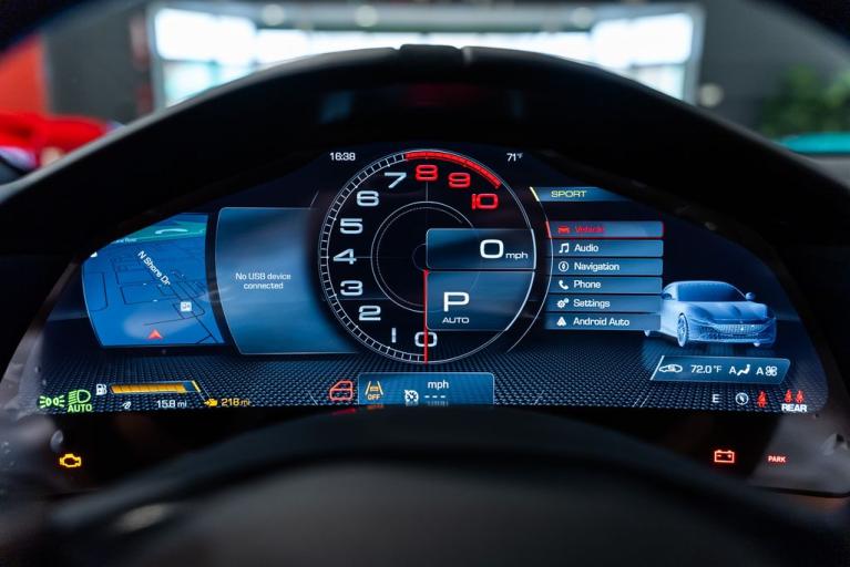 http://www.koenigseggchicago.com/galleria_images/167/167_p30_f.jpg