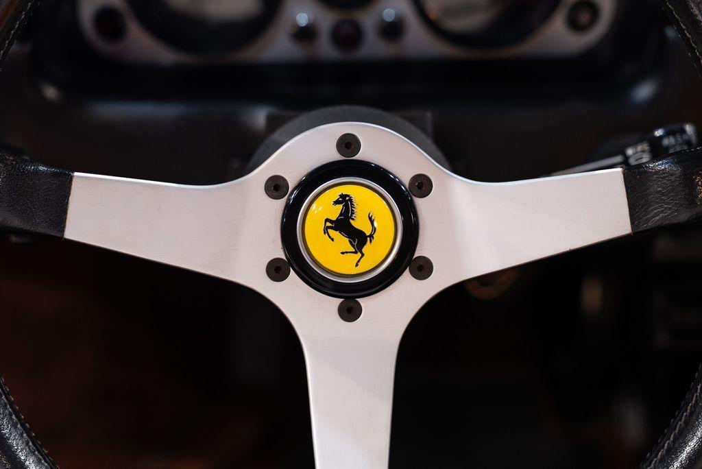 http://www.koenigseggchicago.com/galleria_images/168/168_p35_l.jpg