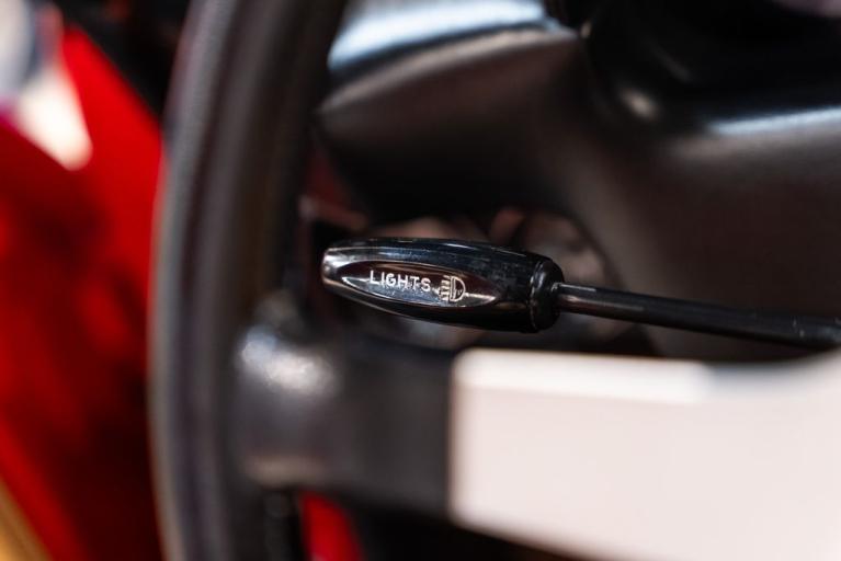 http://www.koenigseggchicago.com/galleria_images/168/168_p37_f.jpg