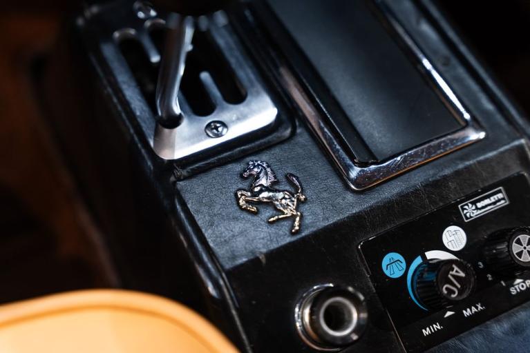 http://www.koenigseggchicago.com/galleria_images/168/168_p47_f.jpg