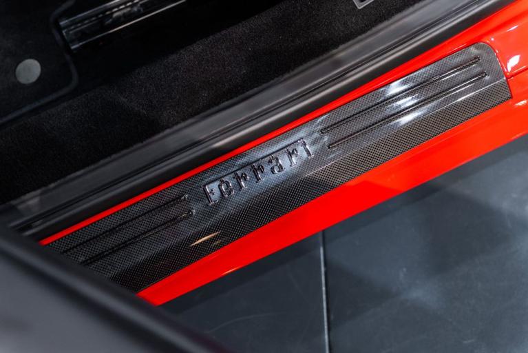http://www.koenigseggchicago.com/galleria_images/170/170_p23_f.jpg