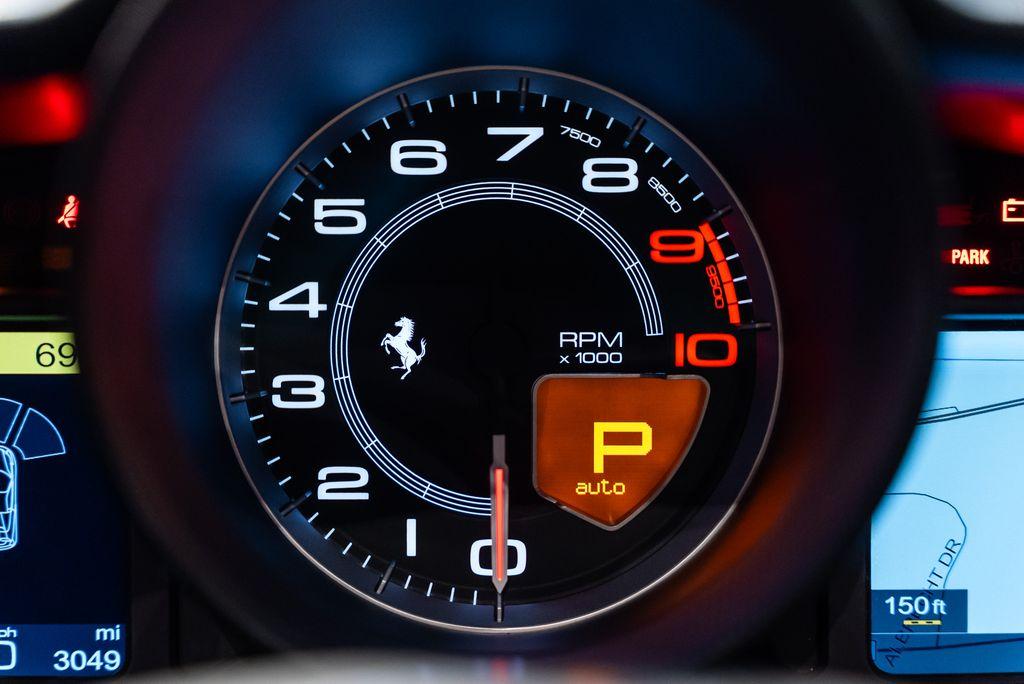 http://www.koenigseggchicago.com/galleria_images/170/170_p26_l.jpg