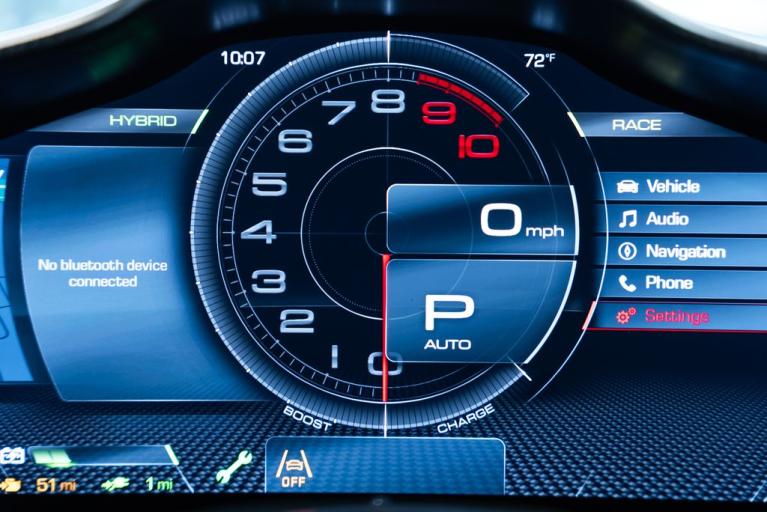 http://www.koenigseggchicago.com/galleria_images/171/171_p29_f.jpg