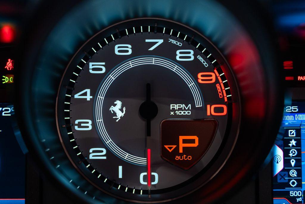 http://www.koenigseggchicago.com/galleria_images/172/172_p33_l.jpg