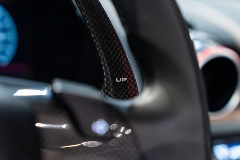 http://www.koenigseggchicago.com/galleria_images/173/173_p32_f.jpg