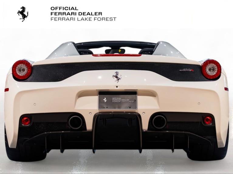 http://www.koenigseggchicago.com/galleria_images/174/174_p11_f.jpg