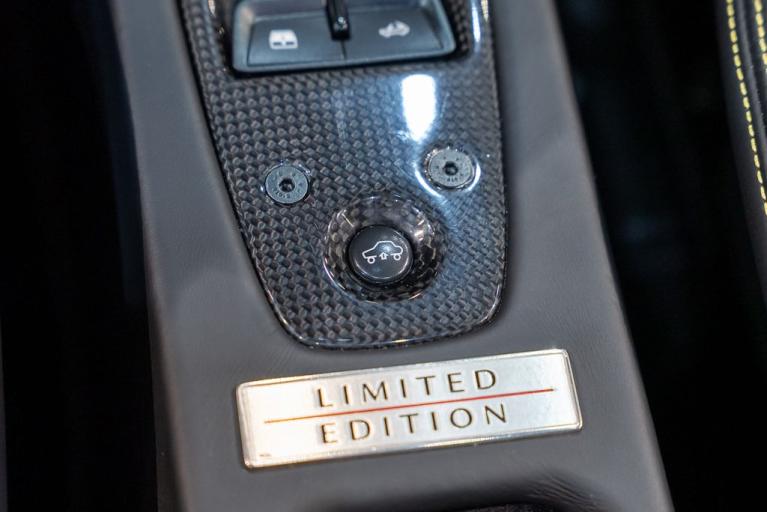 http://www.koenigseggchicago.com/galleria_images/174/174_p43_f.jpg