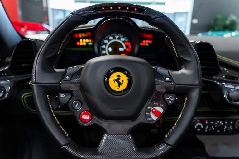http://www.koenigseggchicago.com/galleria_images/174/174_p5_f.jpg