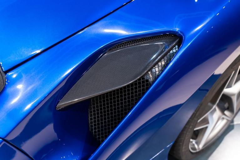 http://www.koenigseggchicago.com/galleria_images/175/175_p27_f.jpg