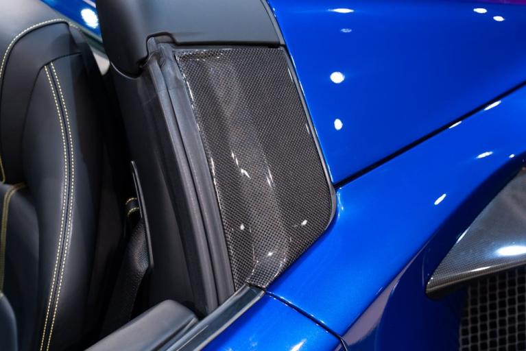 http://www.koenigseggchicago.com/galleria_images/175/175_p28_f.jpg