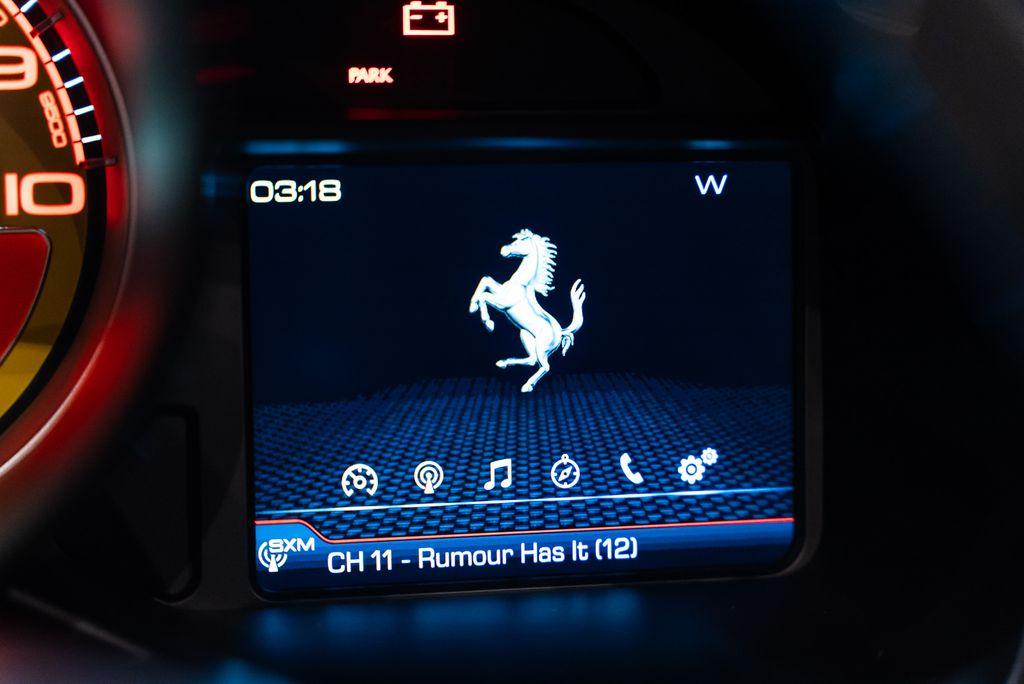 http://www.koenigseggchicago.com/galleria_images/175/175_p41_l.jpg