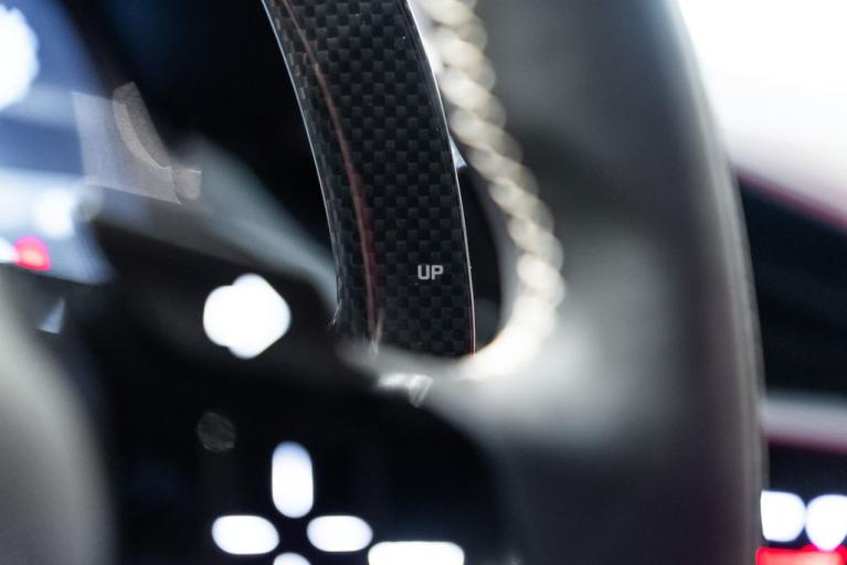 http://www.koenigseggchicago.com/galleria_images/176/176_p29_f.jpg