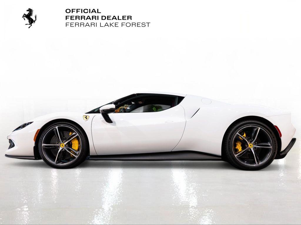 http://www.koenigseggchicago.com/galleria_images/176/176_p3_l.jpg