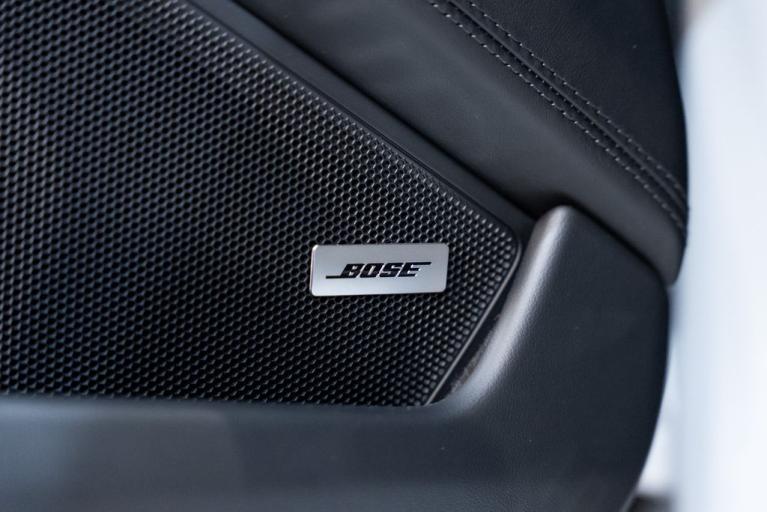 http://www.koenigseggchicago.com/galleria_images/177/177_p33_f.jpg