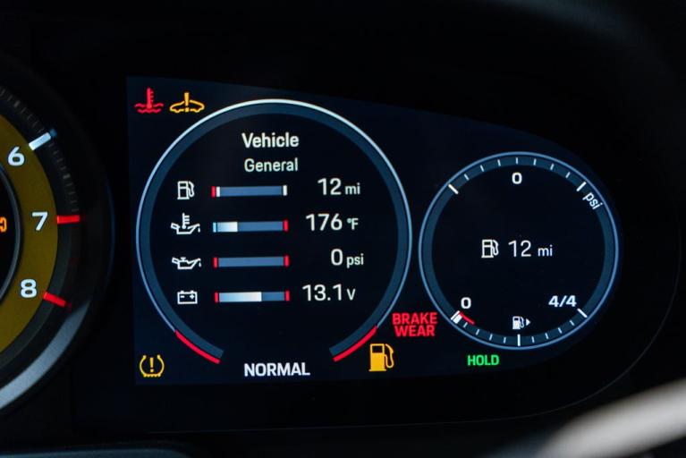 http://www.koenigseggchicago.com/galleria_images/177/177_p46_f.jpg