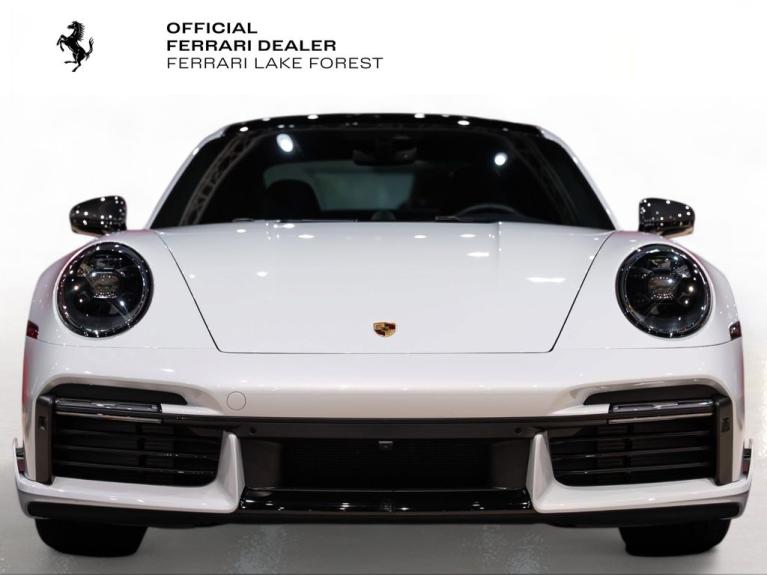 http://www.koenigseggchicago.com/galleria_images/177/177_p7_f.jpg