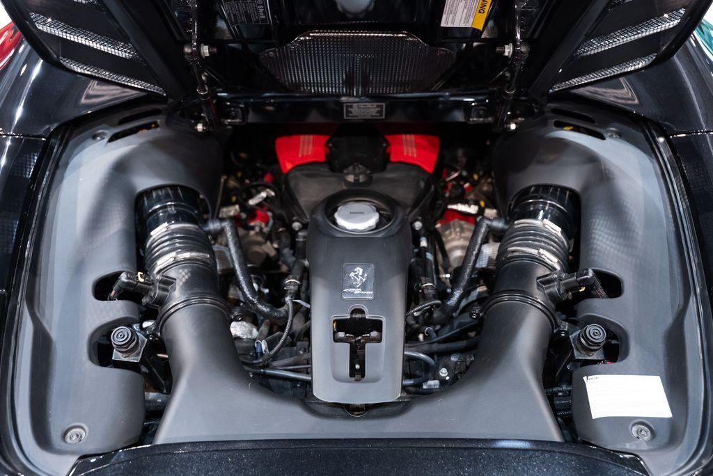 http://www.koenigseggchicago.com/galleria_images/178/178_p17_l.jpg