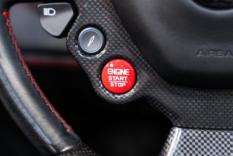 http://www.koenigseggchicago.com/galleria_images/178/178_p26_f.jpg