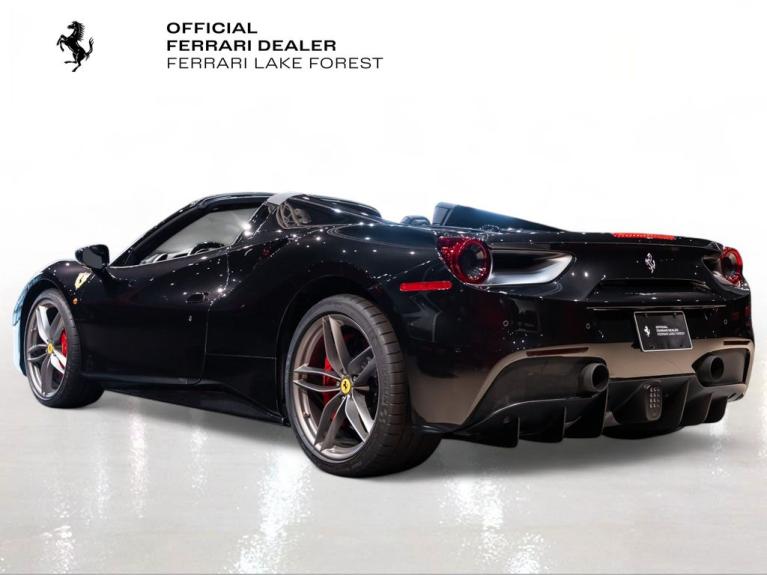 http://www.koenigseggchicago.com/galleria_images/178/178_p2_f.jpg