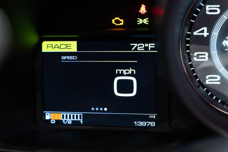 http://www.koenigseggchicago.com/galleria_images/178/178_p32_f.jpg