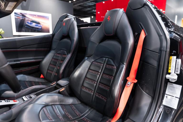 http://www.koenigseggchicago.com/galleria_images/178/178_p4_f.jpg