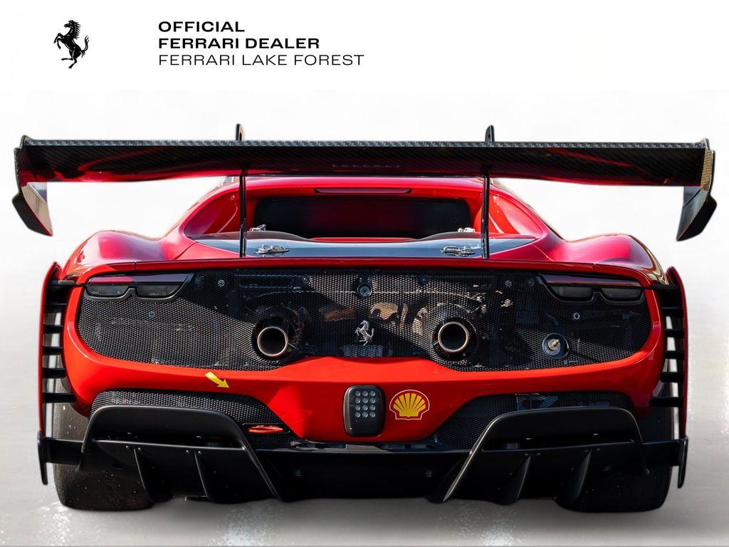 http://www.koenigseggchicago.com/galleria_images/179/179_p10_l.jpg