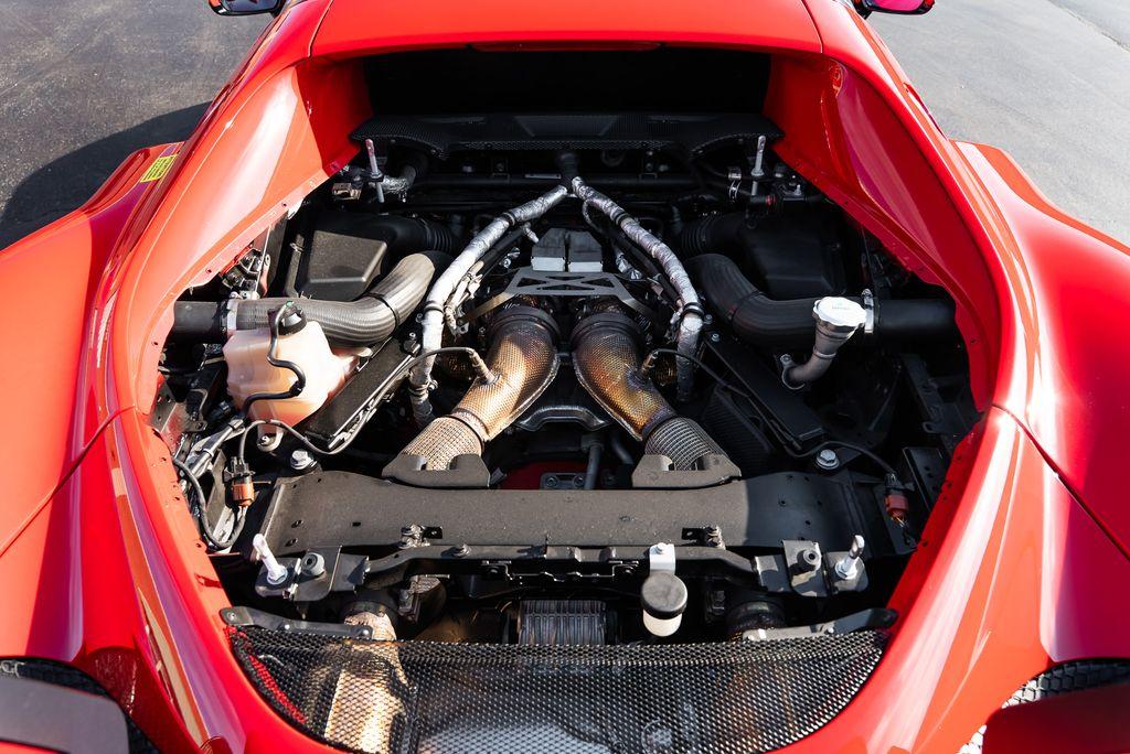 http://www.koenigseggchicago.com/galleria_images/179/179_p18_l.jpg