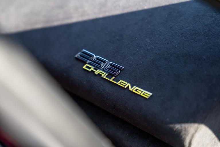 http://www.koenigseggchicago.com/galleria_images/179/179_p41_f.jpg