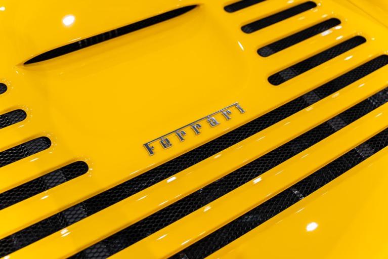 http://www.koenigseggchicago.com/galleria_images/180/180_p20_f.jpg