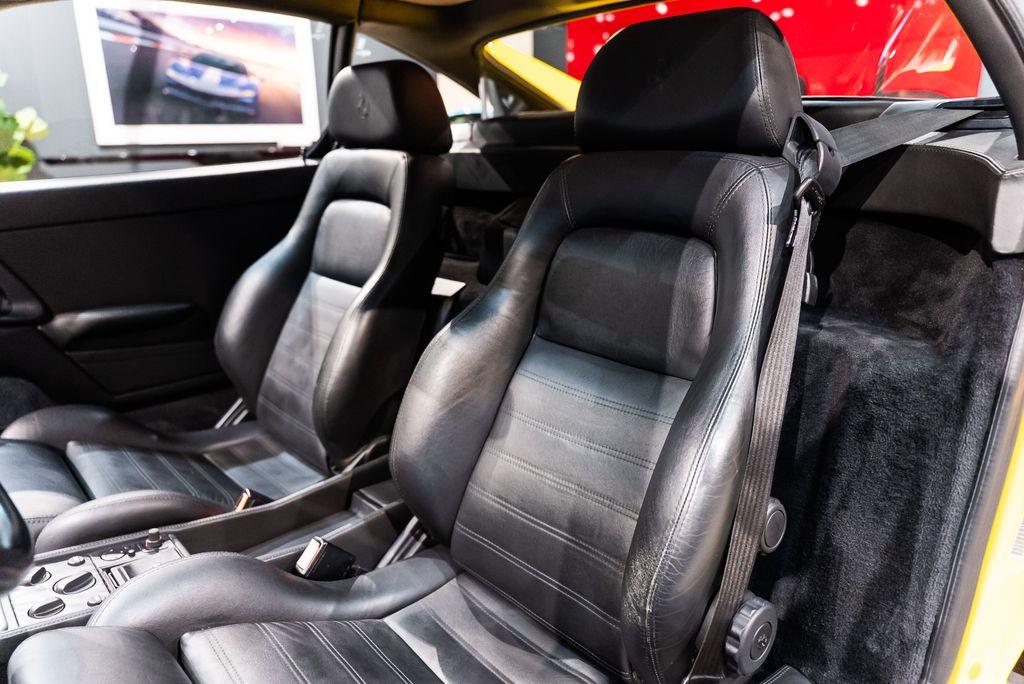 http://www.koenigseggchicago.com/galleria_images/180/180_p4_l.jpg
