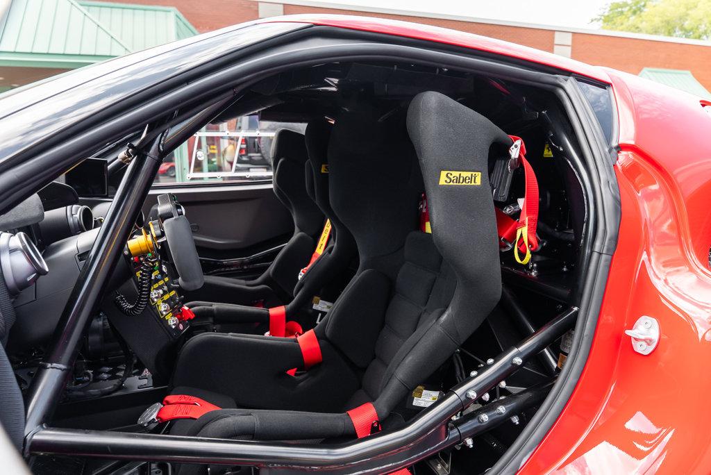 http://www.koenigseggchicago.com/galleria_images/181/181_p25_l.jpg