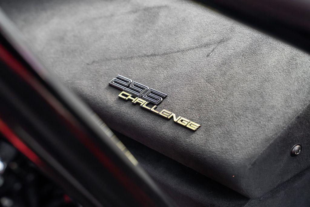 http://www.koenigseggchicago.com/galleria_images/181/181_p34_l.jpg