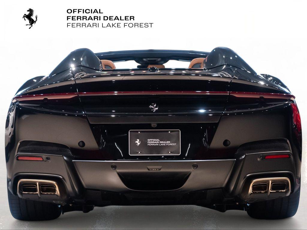 http://www.koenigseggchicago.com/galleria_images/182/182_p11_l.jpg