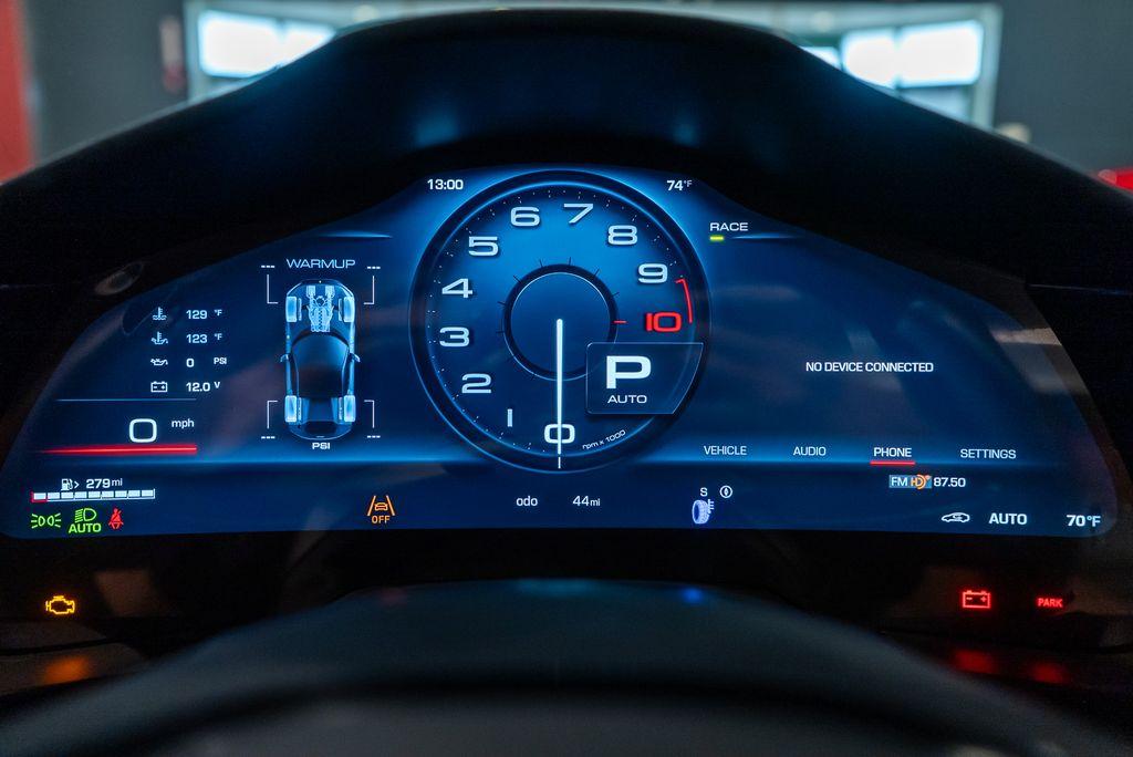 http://www.koenigseggchicago.com/galleria_images/182/182_p31_l.jpg